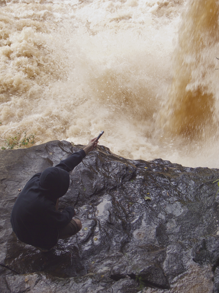 Arkia Jahani recording a waterfall for the next The Science of Colors record. Photo: Alex Zhuravlov.
