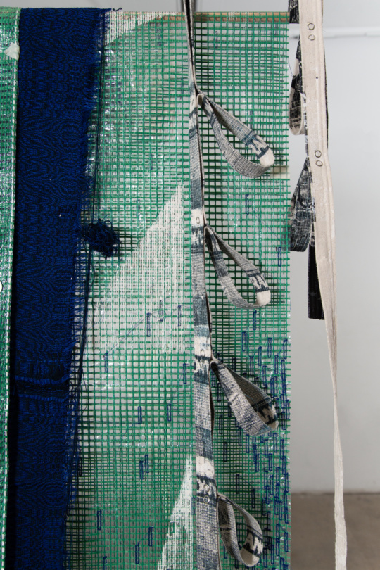 Clare Hu: The Haptic Optics of Overshot Weaving